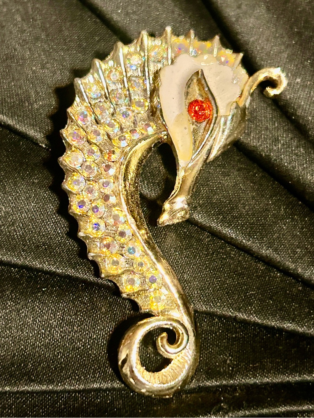 1960s Aurora Borealis Rhinestone Seahorse Brooch